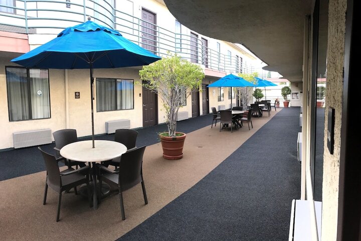 Terrace/Patio 135 of 136