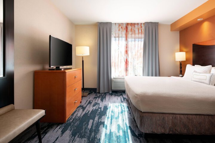 Room 32 of 41