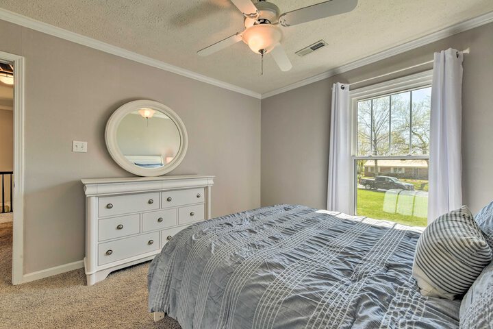 Riviera Paradise W / Private Dock! 4 Bedroom Home by RedAwning