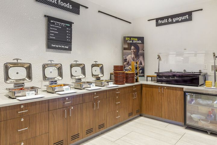 Breakfast/Coffee Service 50 of 58