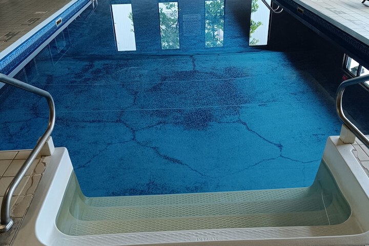 Pool 6 of 29