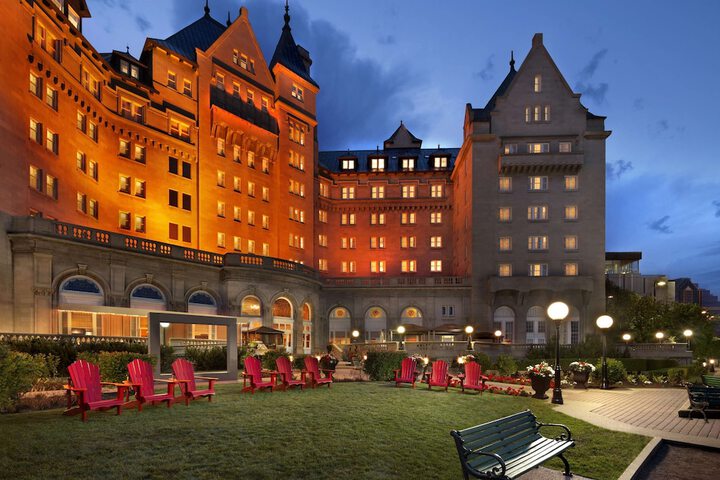 Hotel 2 of 71