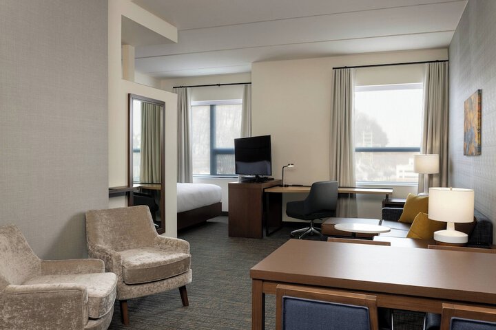 Room 32 of 57