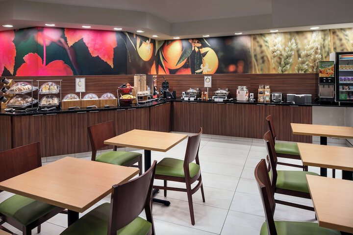 Fairfield Inn & Suites by Marriott Fort Collins / Loveland