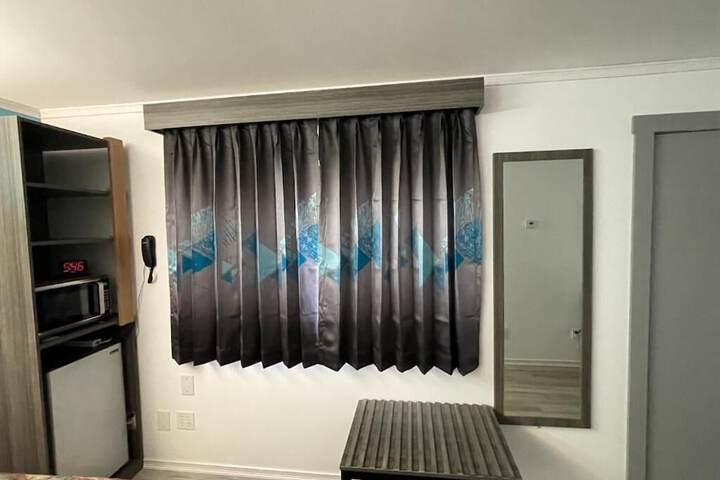 Room 30 of 42