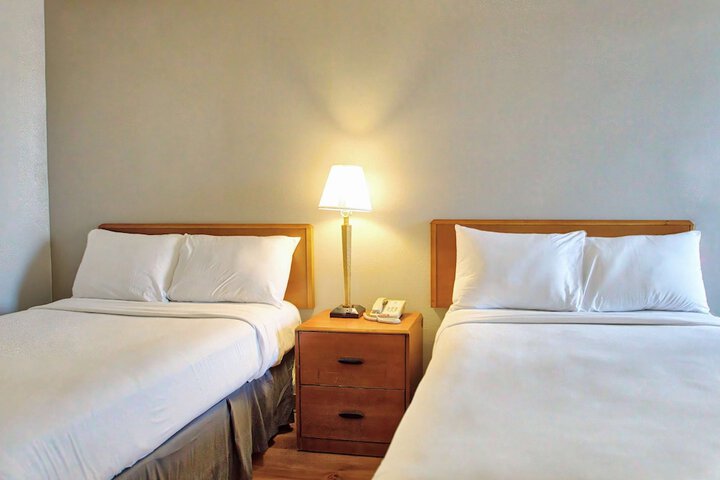 Room 7 of 17