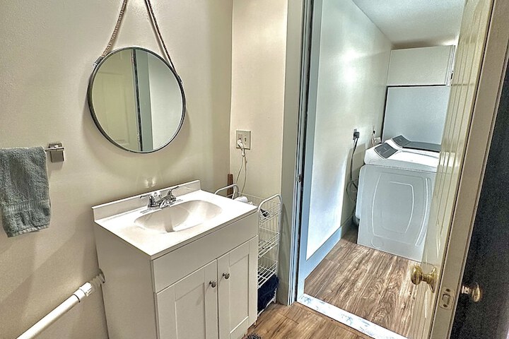 2BR Sunshine Town Condo