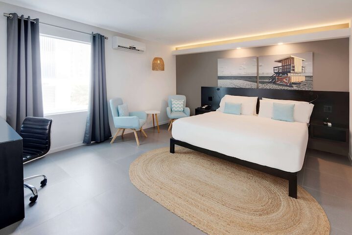 Room 75 of 106