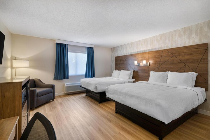 Baldwin Inn & Suites SureStay Collection by Best Western