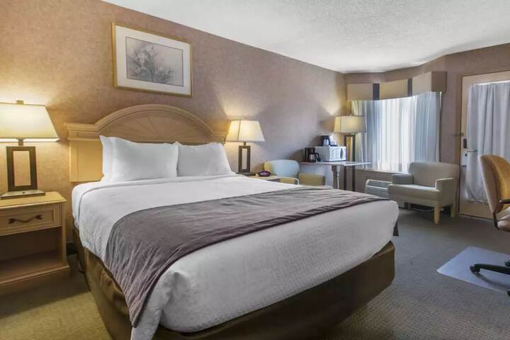 Room 43 of 54
