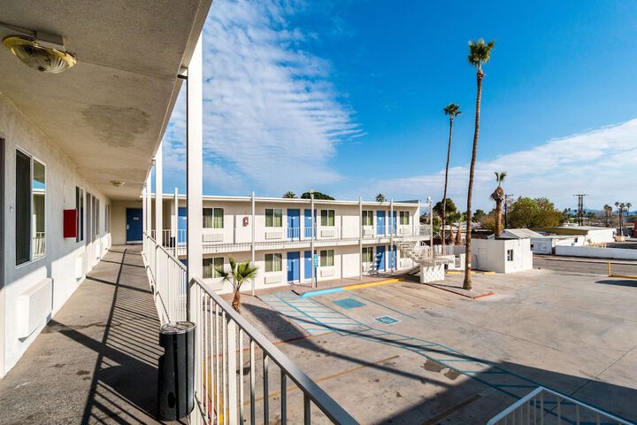 Hotel 4 of 68