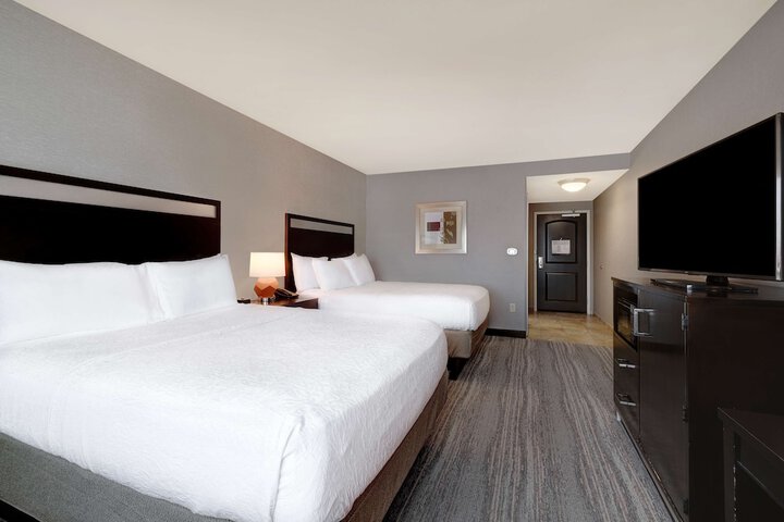 Room 44 of 69
