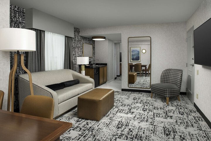 Embassy Suites by Hilton Dulles North Loudoun
