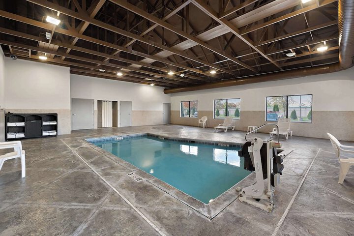 Pool 8 of 42