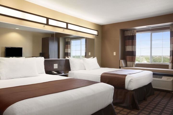 Microtel Inn & Suites by Wyndham Pleasanton