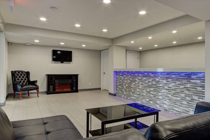 Hotel Interior 11 of 37