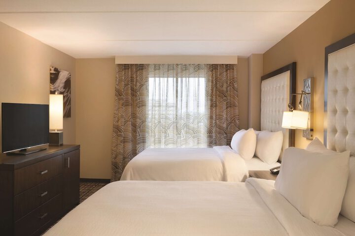 Room 8 of 38
