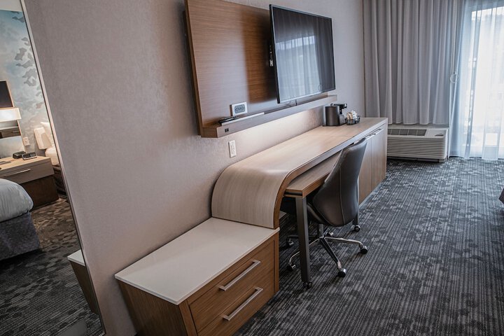 Room 15 of 30