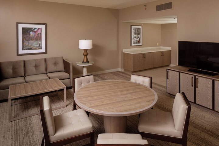 Room 31 of 87