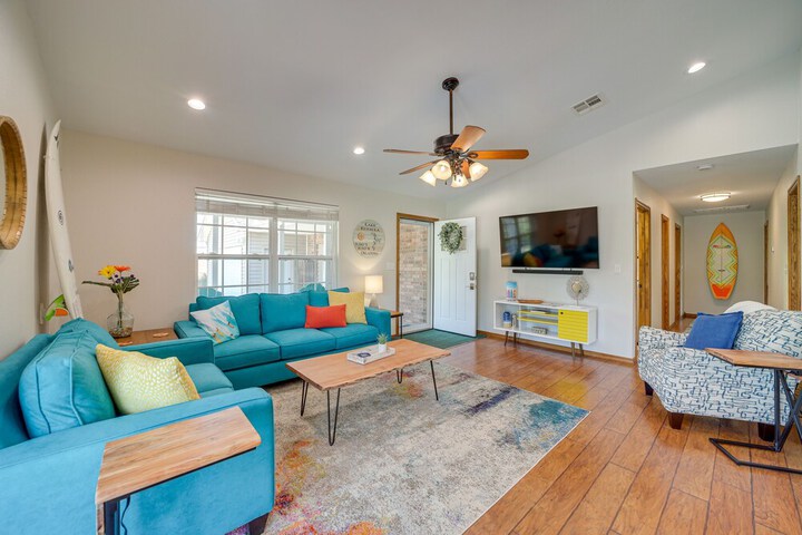 Eufaula Oasis w / Screened Porch: Unwind in Style!