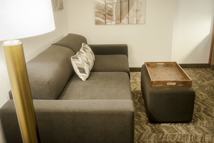 Room 25 of 39