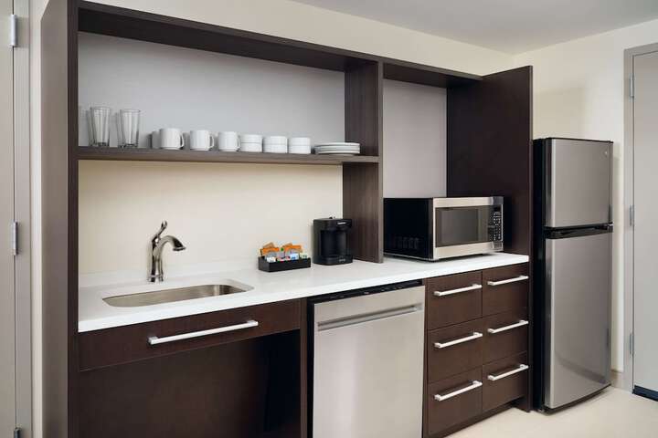 Room 15 of 33