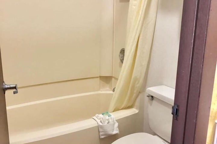 Room 14 of 20