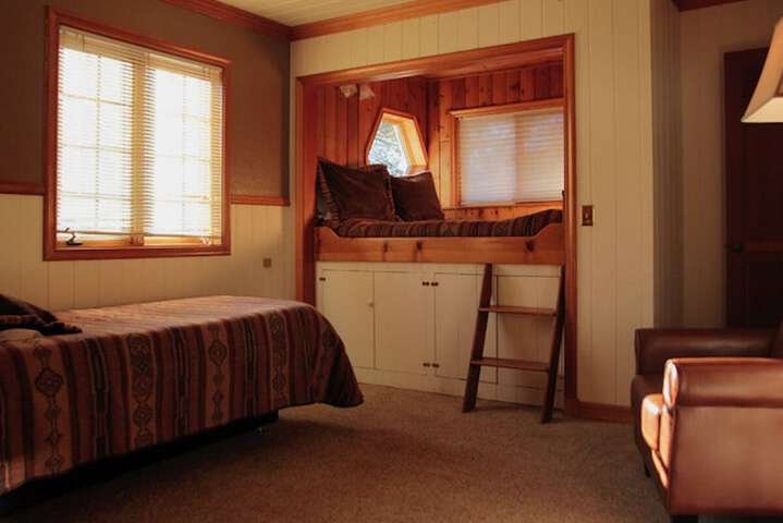 Room 115 of 144