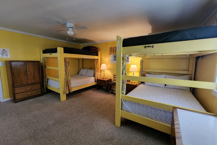 Room 19 of 46