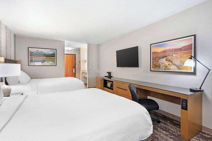 Room 21 of 37