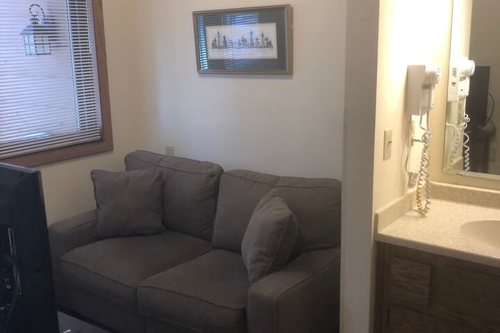 Room 66 of 185