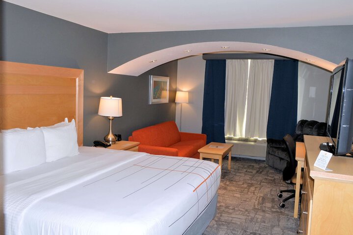 Room 40 of 54