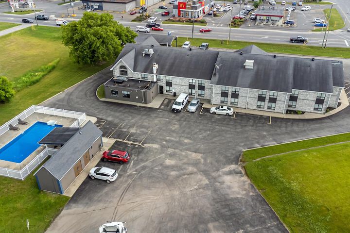 Best Western Smiths Falls Hotel