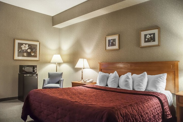 Room 22 of 37