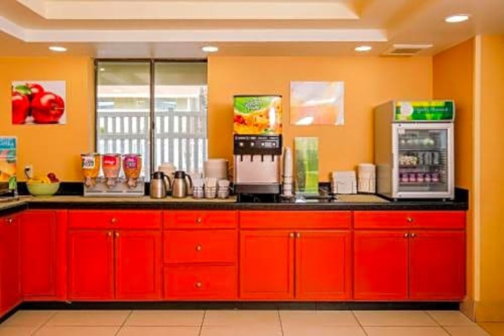 Quality Inn & Suites Lexington
