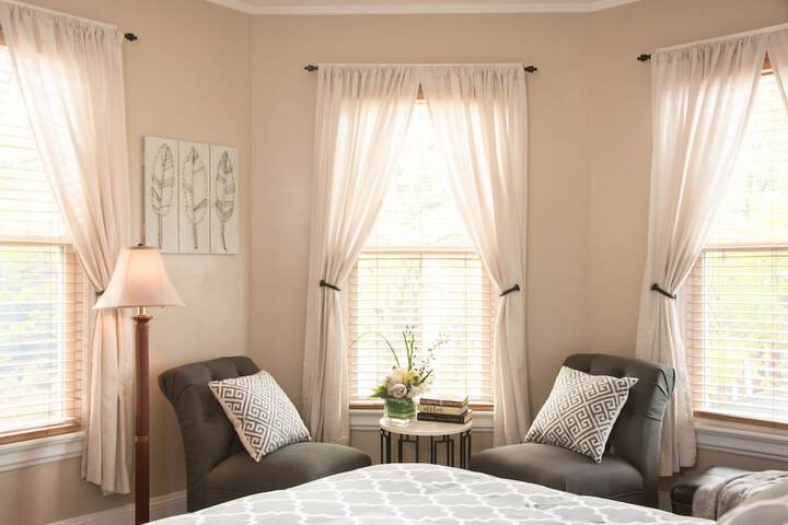 Room 22 of 36