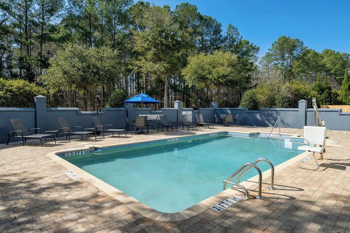 Fairfield Inn & Suites Charleston North / Ashley Phosphate