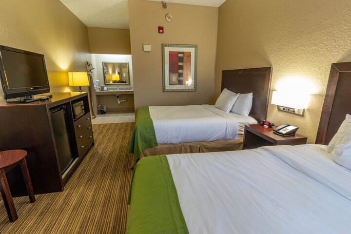 Room 21 of 31