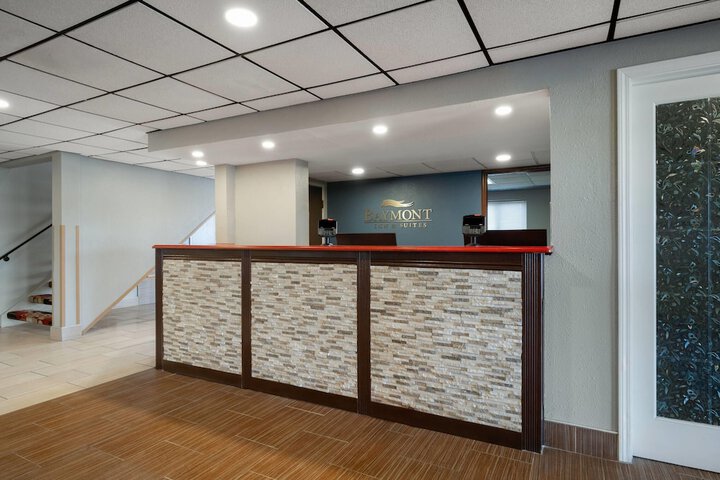 Baymont by Wyndham Waukesha