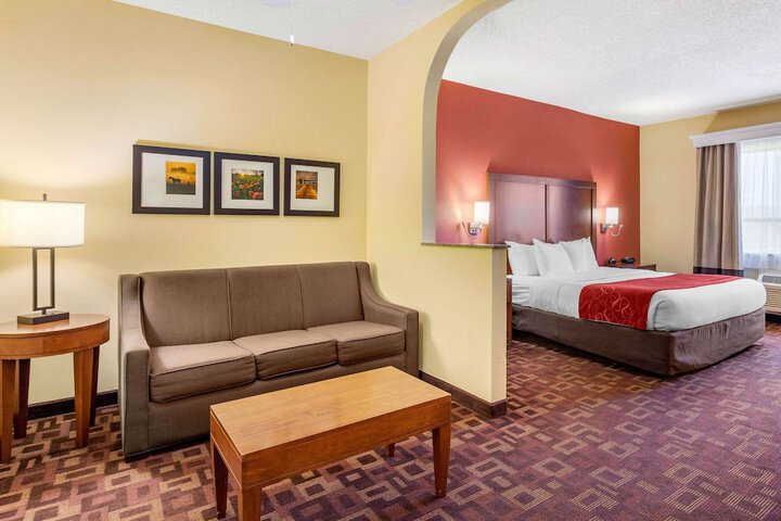 Room 11 of 25