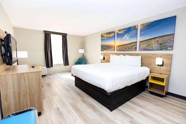 Room 34 of 50