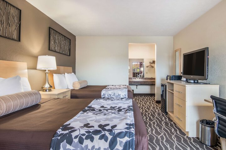 Room 14 of 21