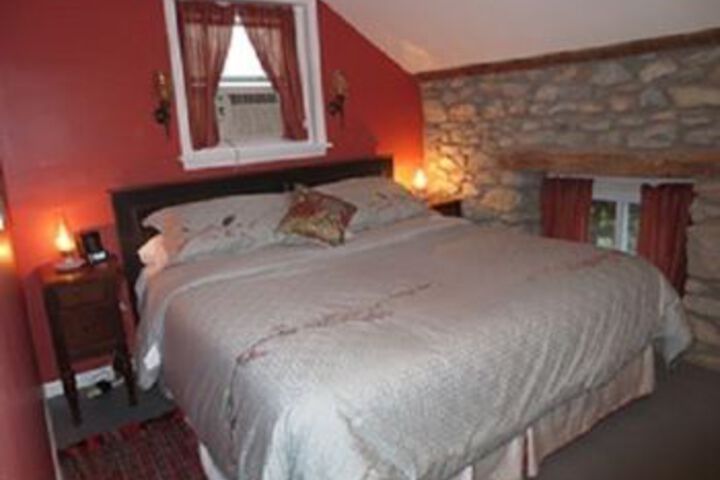 Stoltzfus Bed & Breakfast