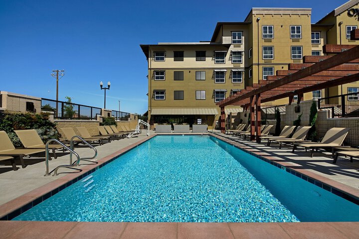 Pool 3 of 44