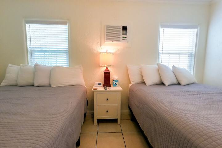 Room 34 of 62