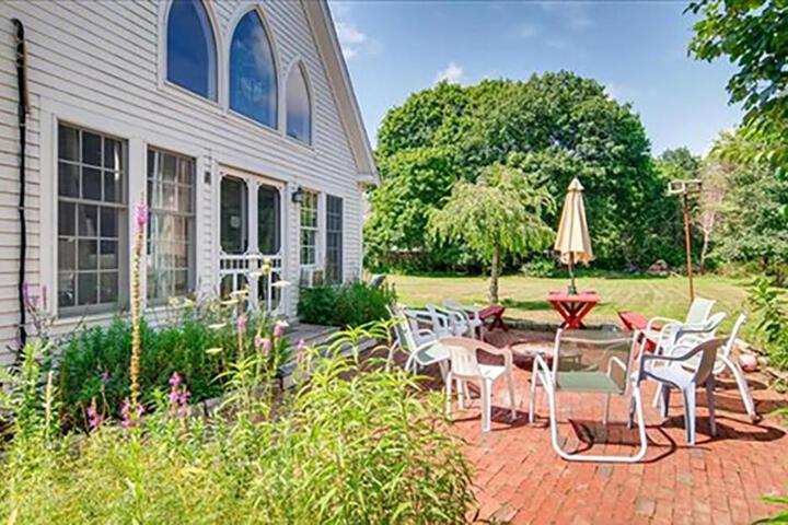 West Tisbury Inn