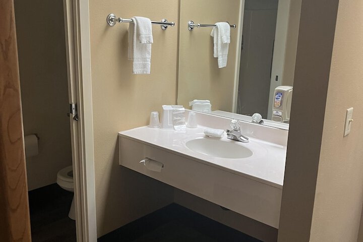 Room 25 of 26