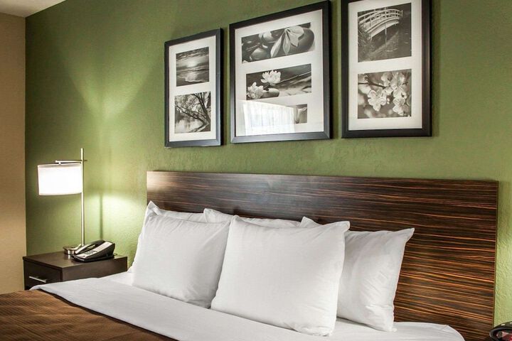 Room 12 of 39