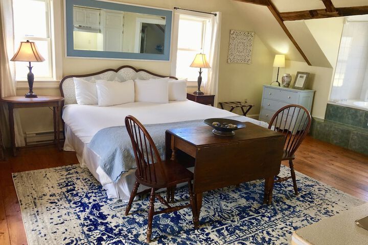 Room 11 of 45
