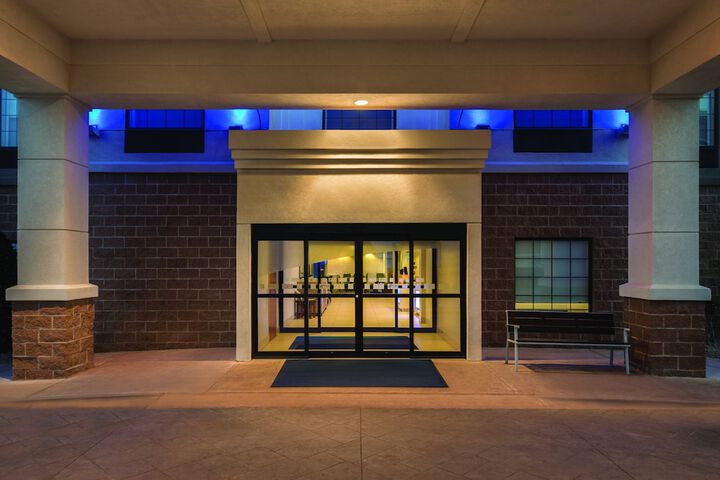 Hotel 2 of 40